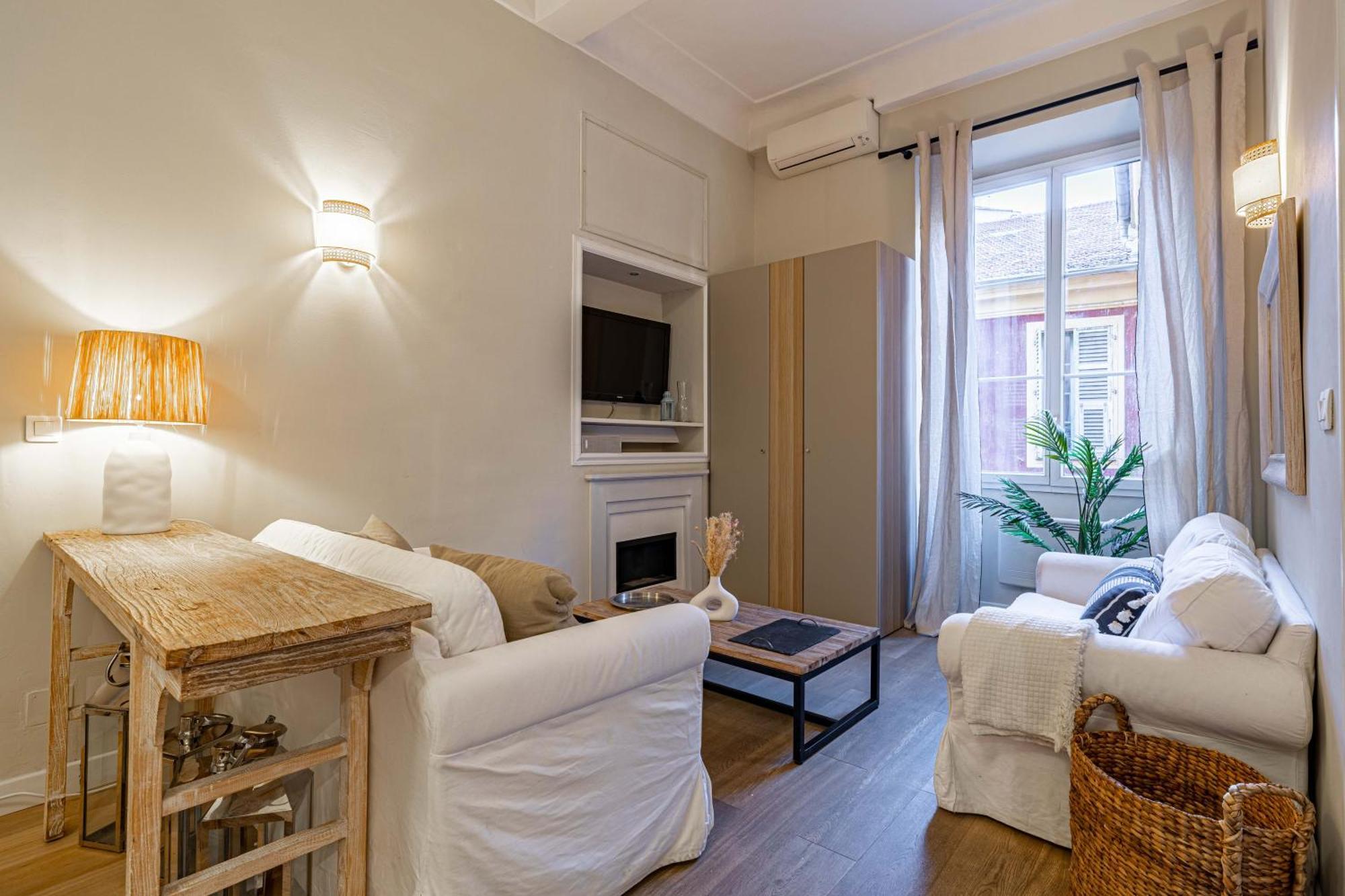 New!Chic Oasis Apt, Heart Of Nice, Family Friendly, Walking To The Beach! ภายนอก รูปภาพ